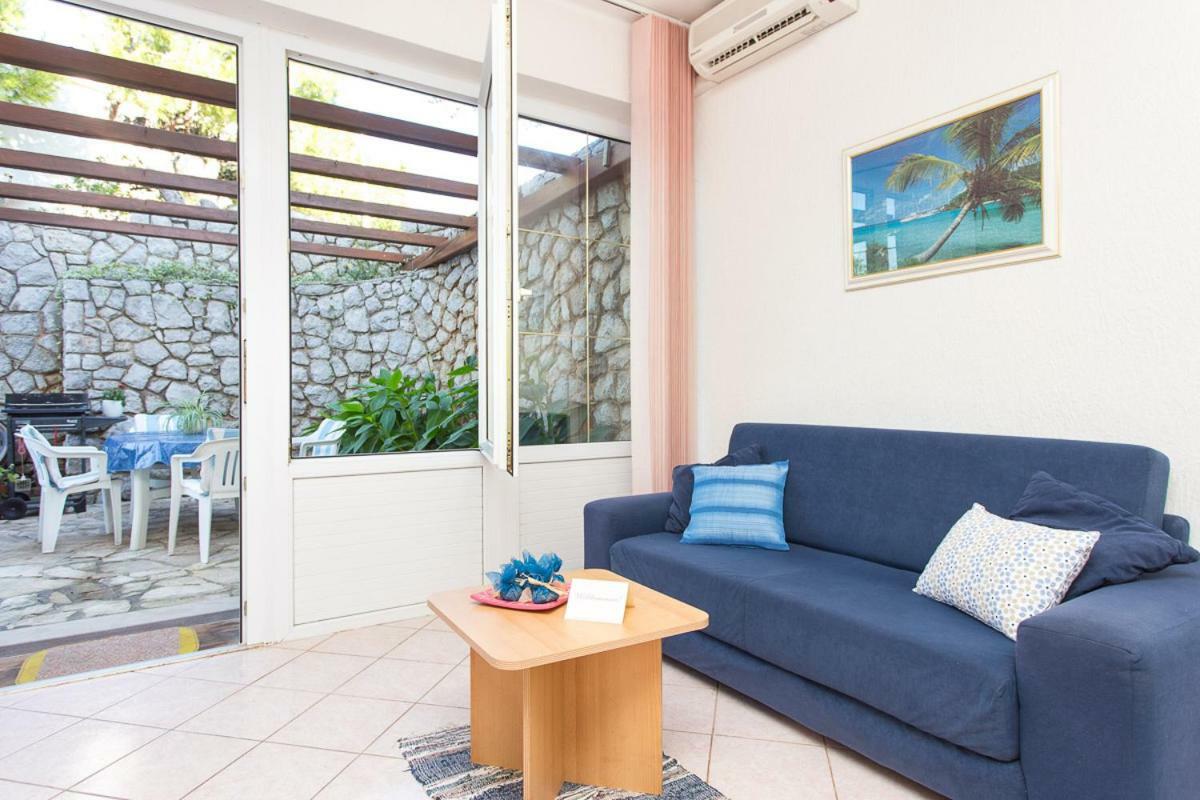 2-bedroom 300m From In